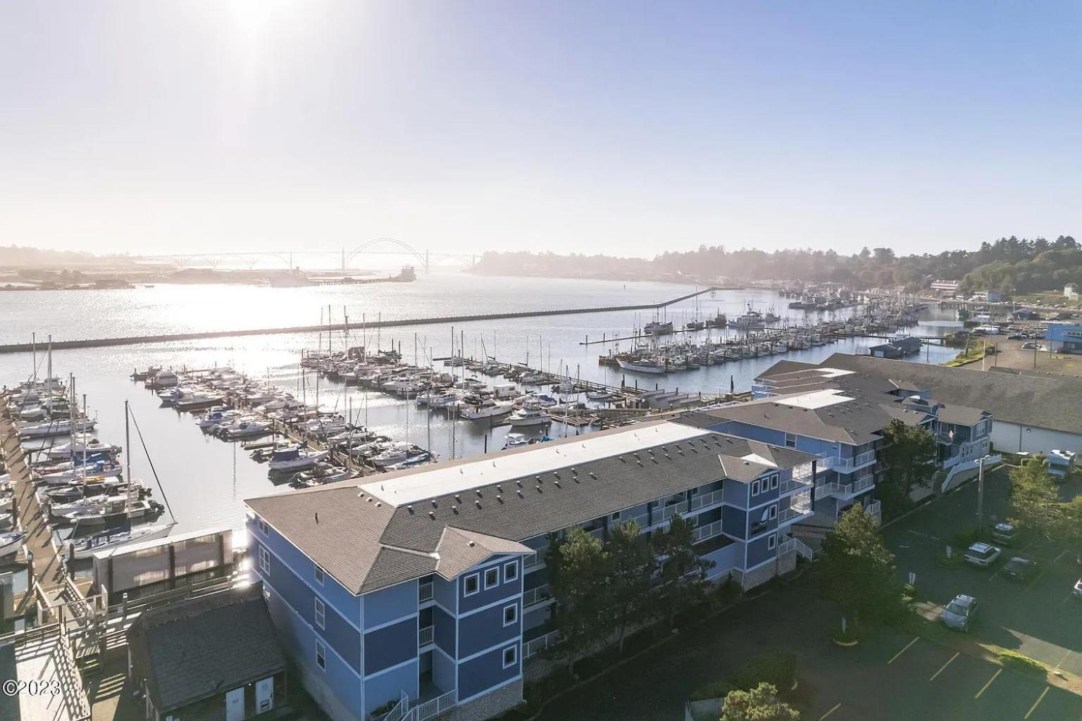 The Landing At Newport Condominium Hotel Luaran gambar