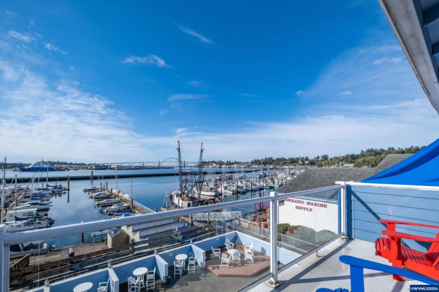 The Landing At Newport Condominium Hotel Luaran gambar
